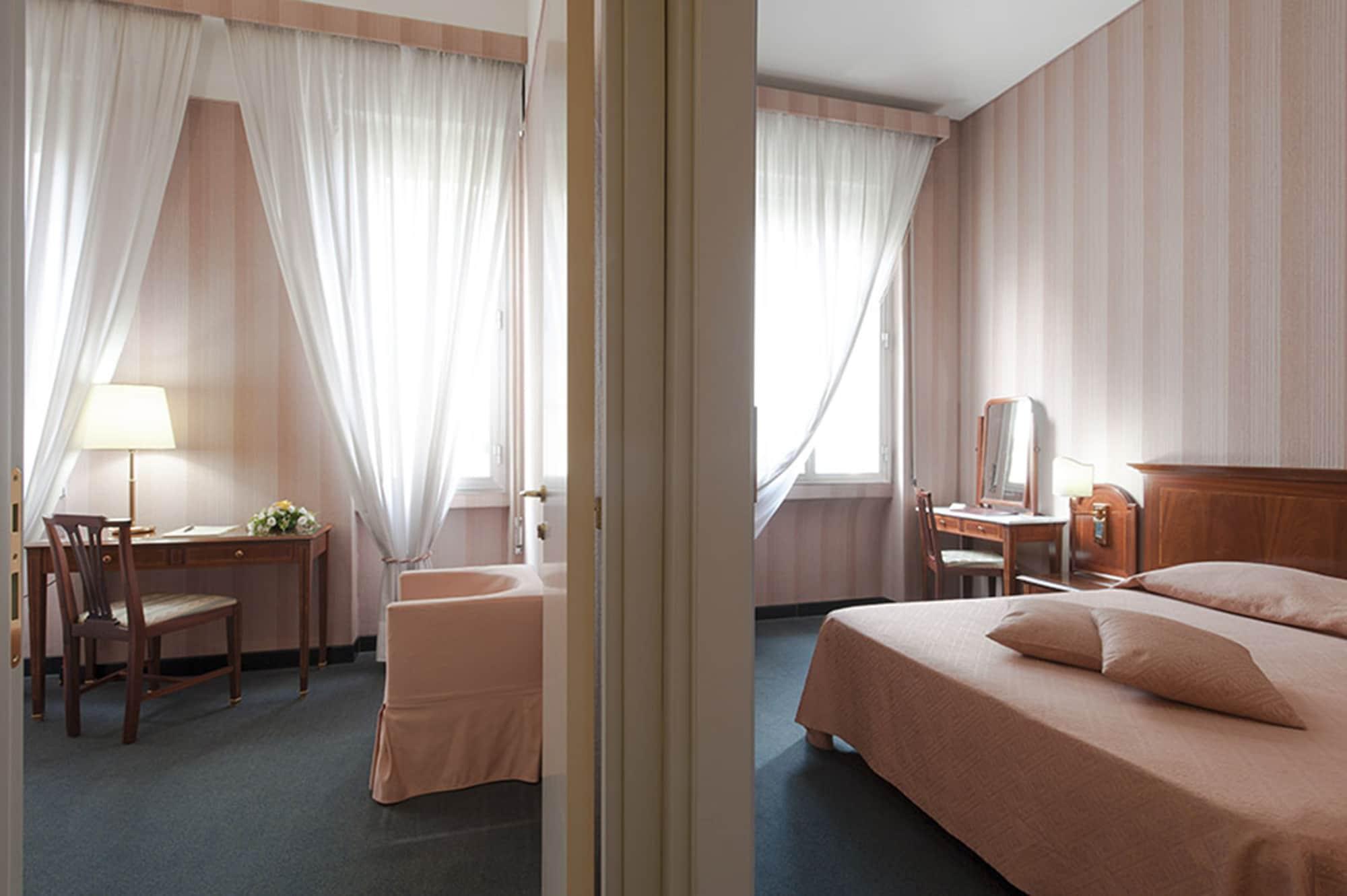 Hotel Esplanade Pescara Exterior photo