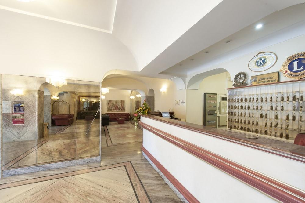 Hotel Esplanade Pescara Exterior photo