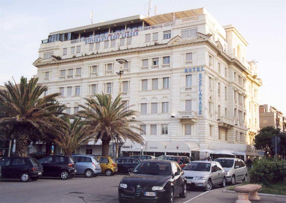 Hotel Esplanade Pescara Exterior photo