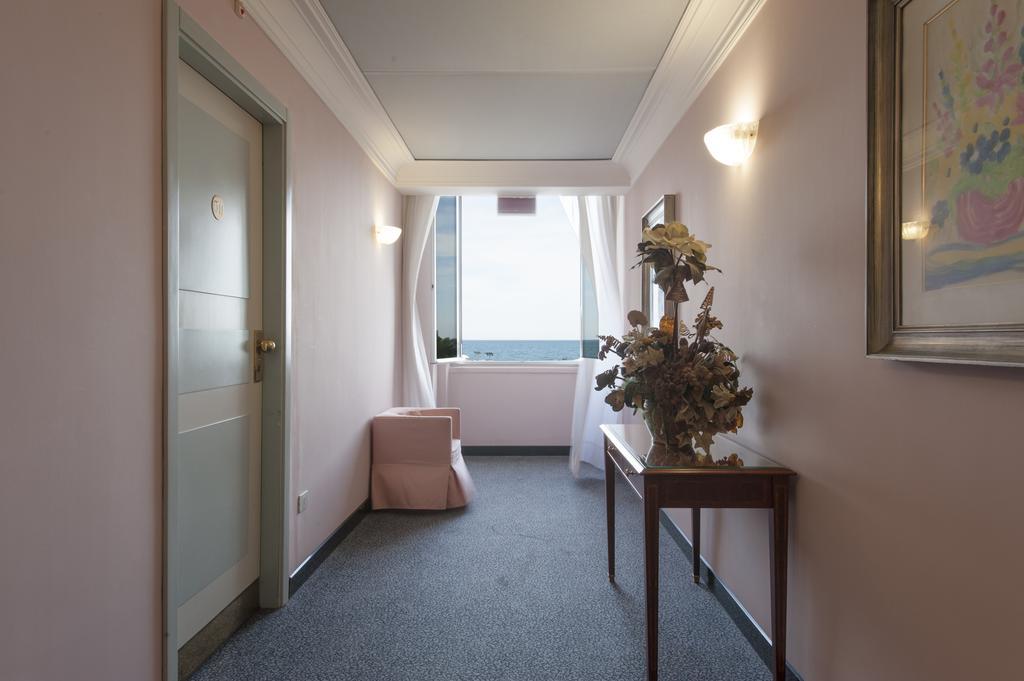 Hotel Esplanade Pescara Exterior photo