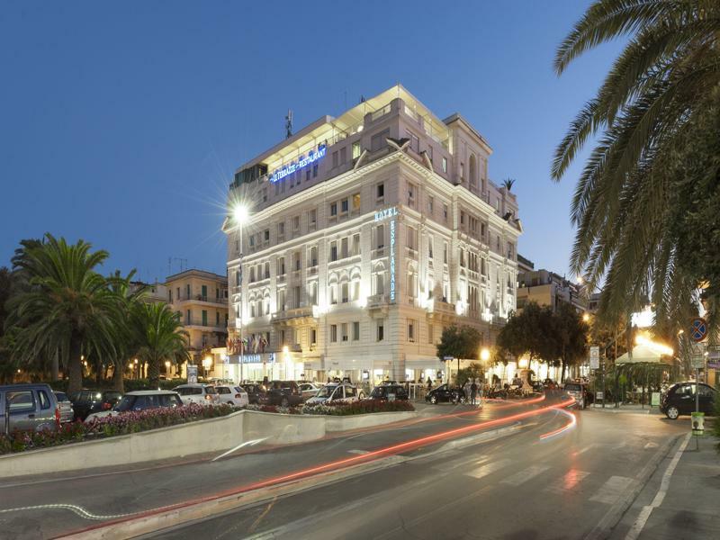 Hotel Esplanade Pescara Exterior photo